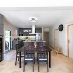 With Pool And Barbecue In The Center Apartment Saint-Raphael (Var)